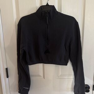 Adidas Women’s Ultra Cropped sweatshirt. Half zip down. Elastic waistband S